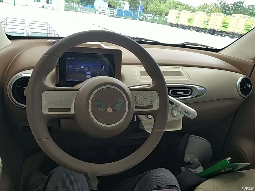 Wuling MINIEV, 2025 10