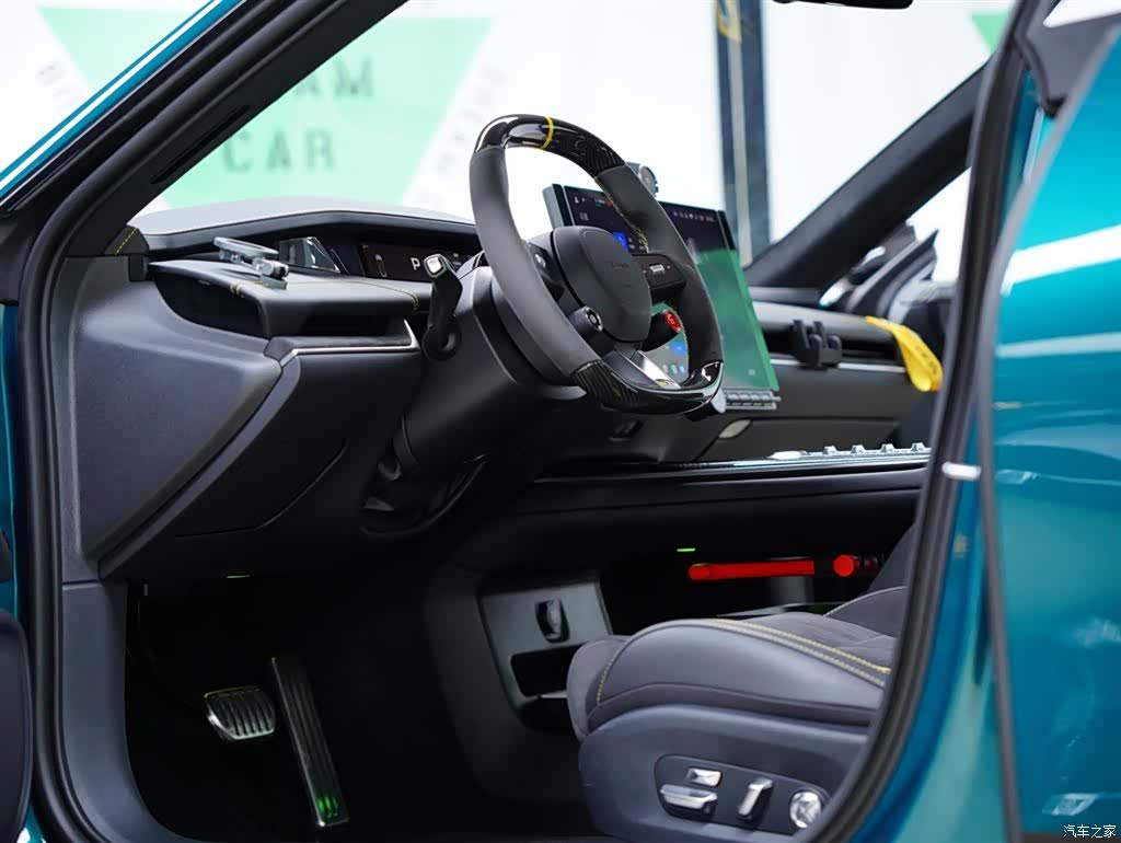 Xiaomi SU7, 2025 31