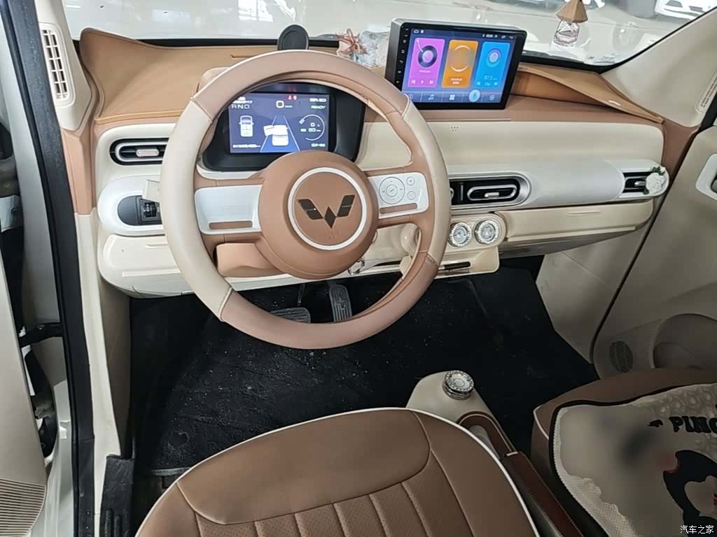 Wuling MINIEV, 2025 10