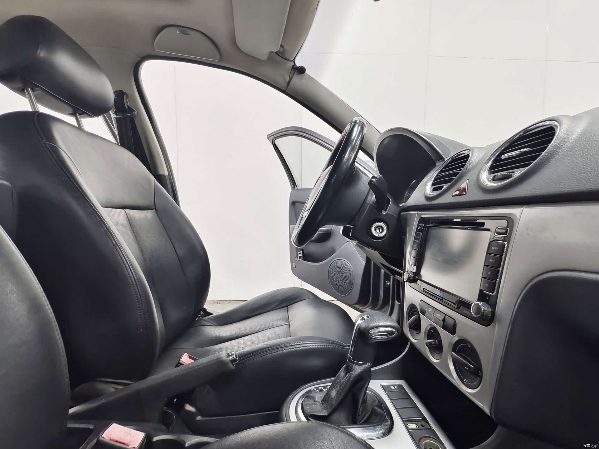 Volkswagen Lavida, 2012 15