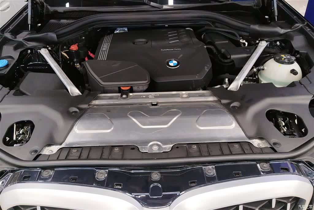 BMW X4, 2024 10