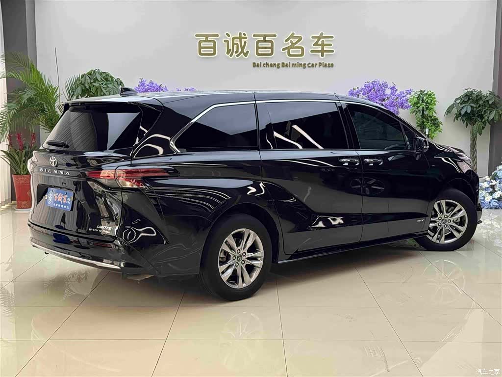 Toyota Sienna, 2024 6