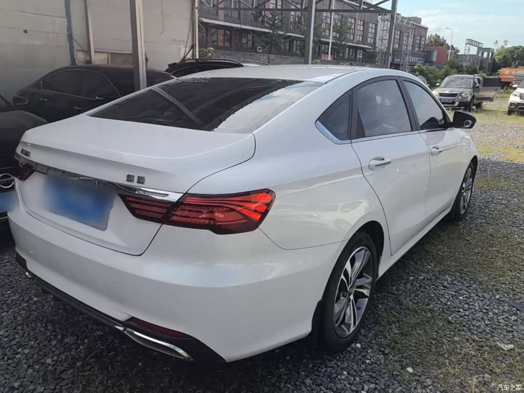 Geely Binray, 2019 7