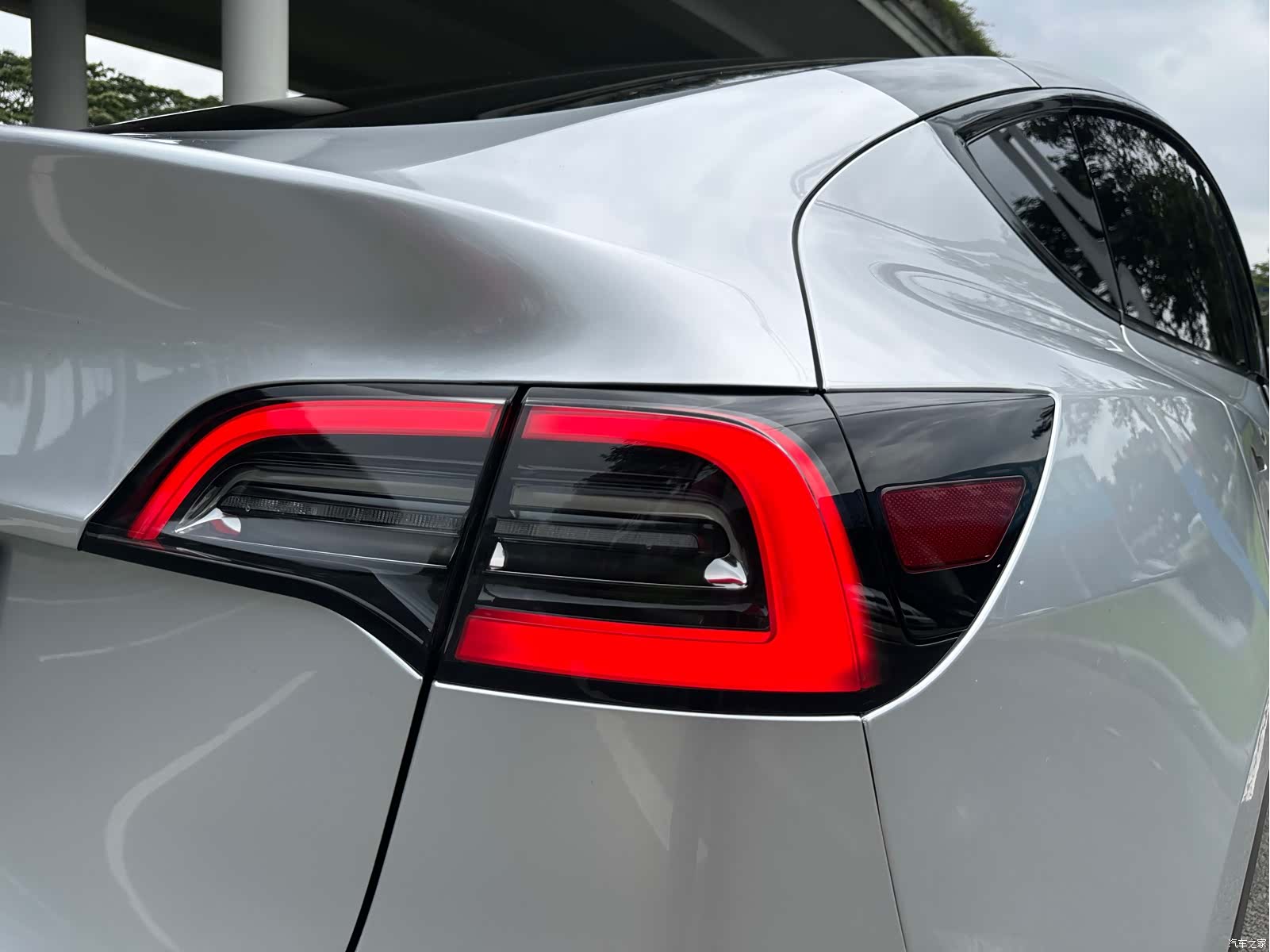 Tesla Model Y, 2023 20