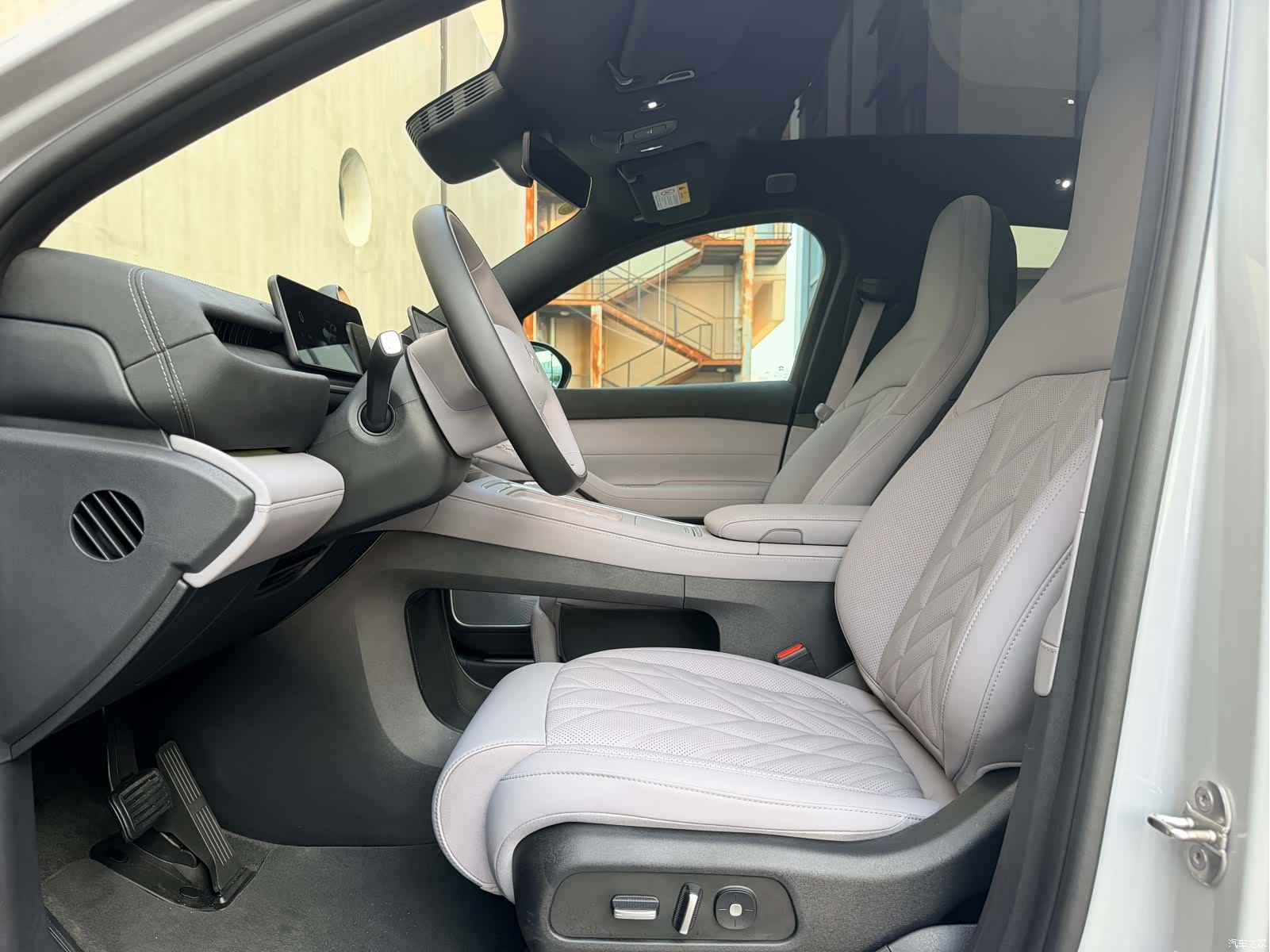 NIO EC6, 2025 15