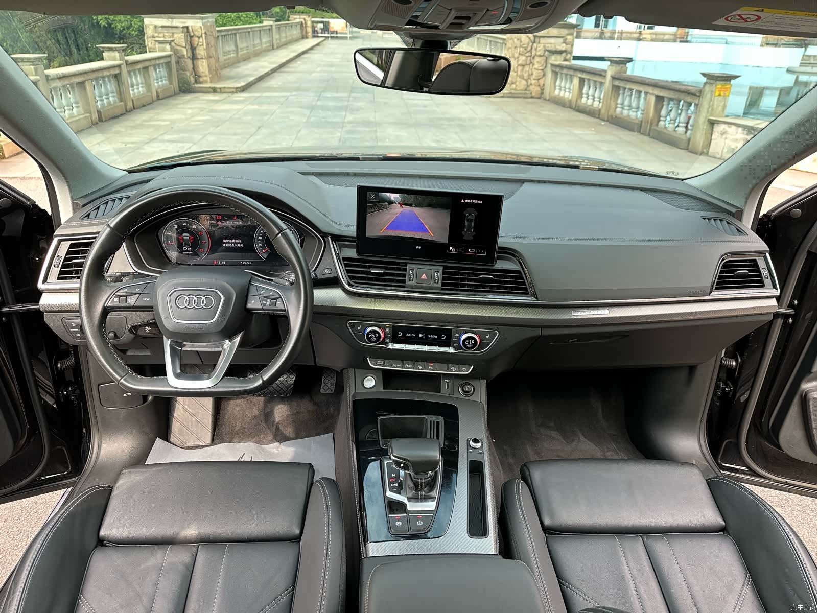 Audi Q5L, 2022 все фото