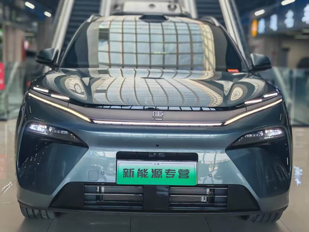 BYD Tang L L 2025 DM 175KM