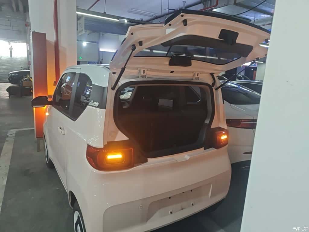 Wuling MINIEV, 2021 19