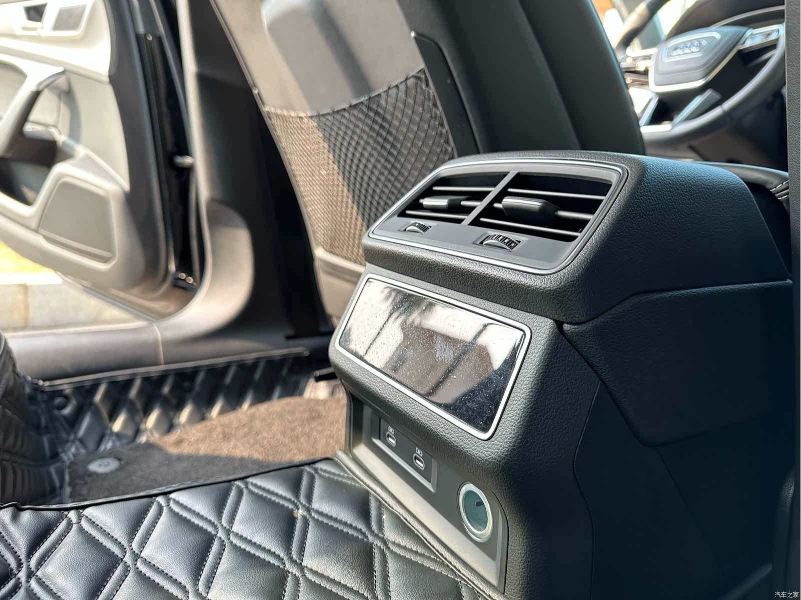 Audi A6L, 2024 12