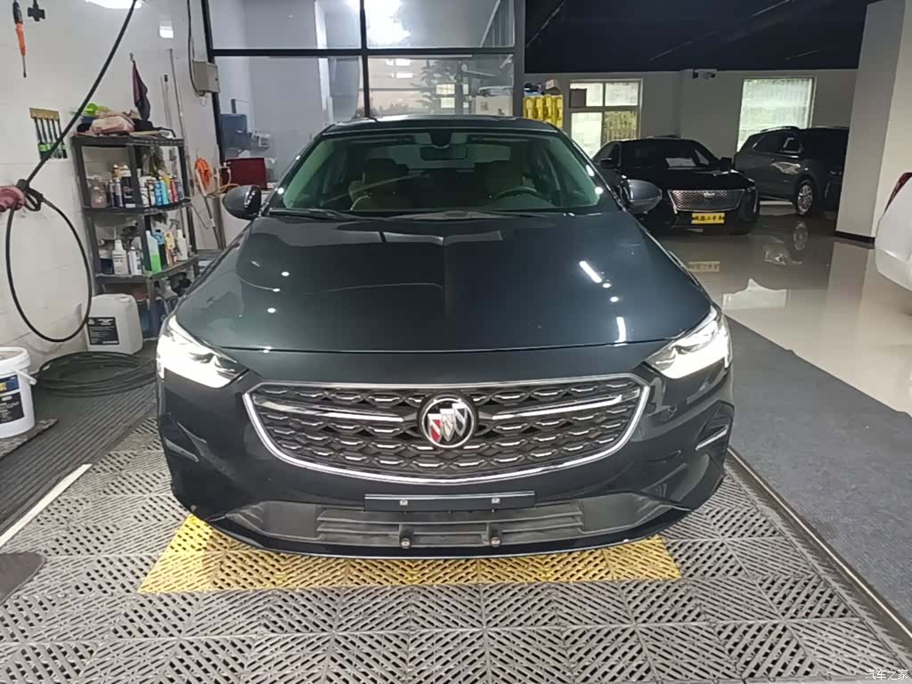 Buick Regal, 2022 3
