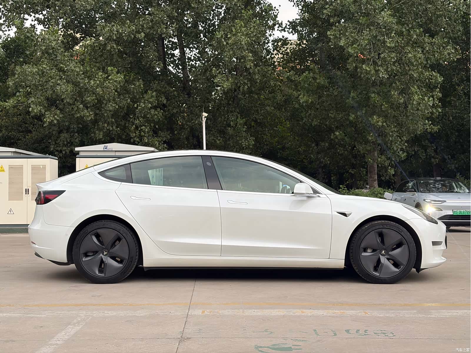 Tesla Model 3, 2020 6