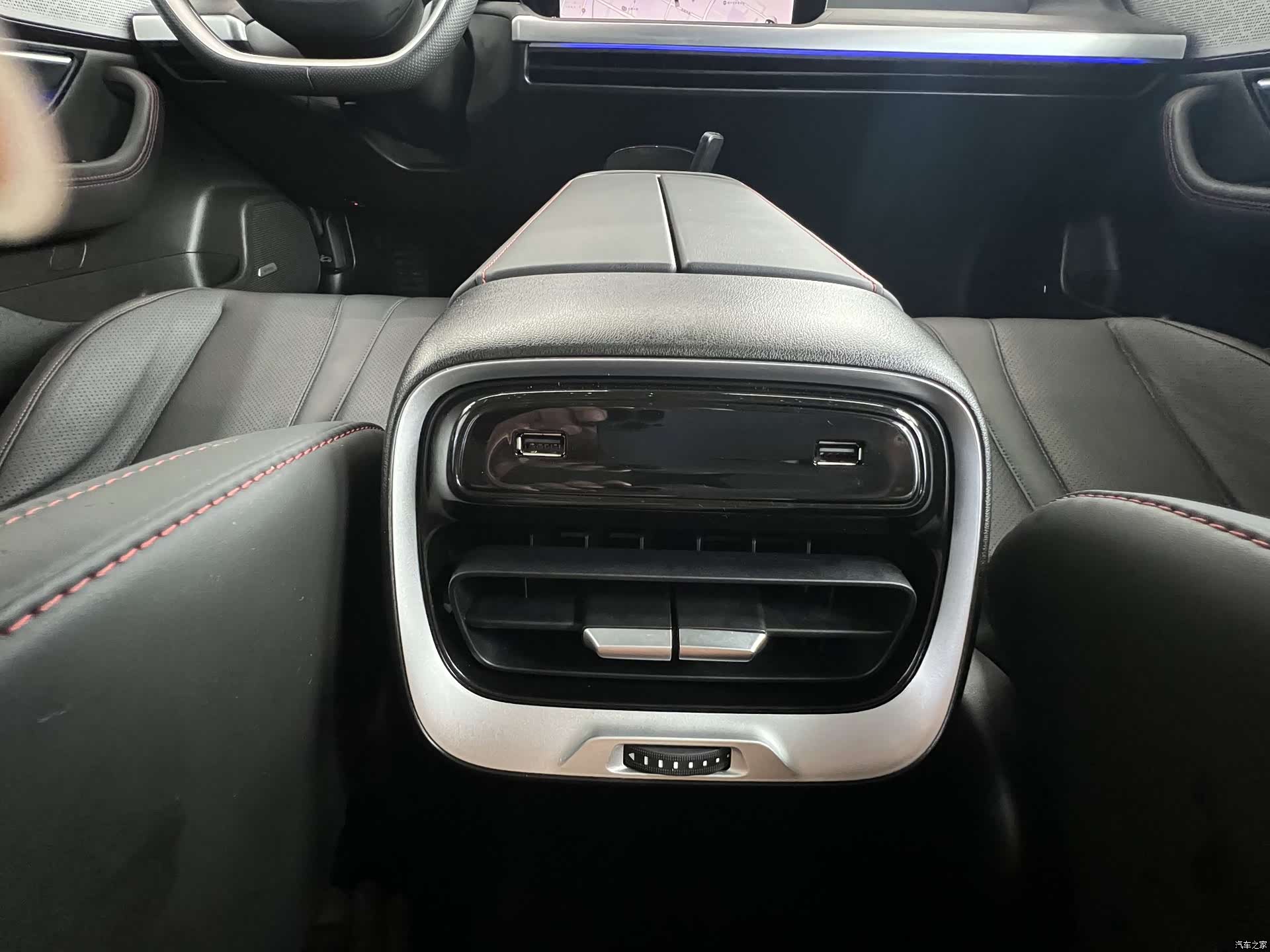 Xpeng P7, 2022 10