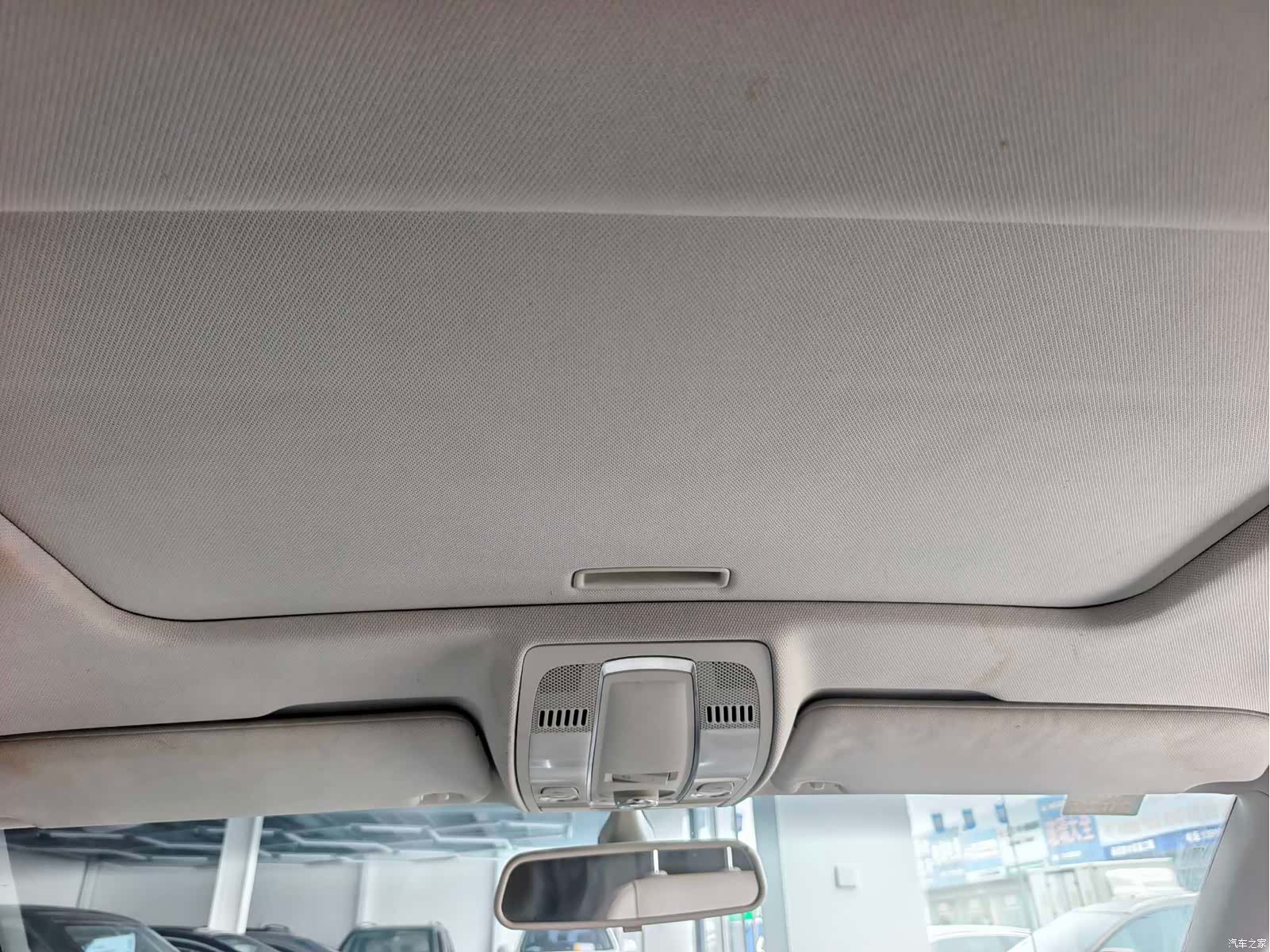 Audi A6L, 2011 16