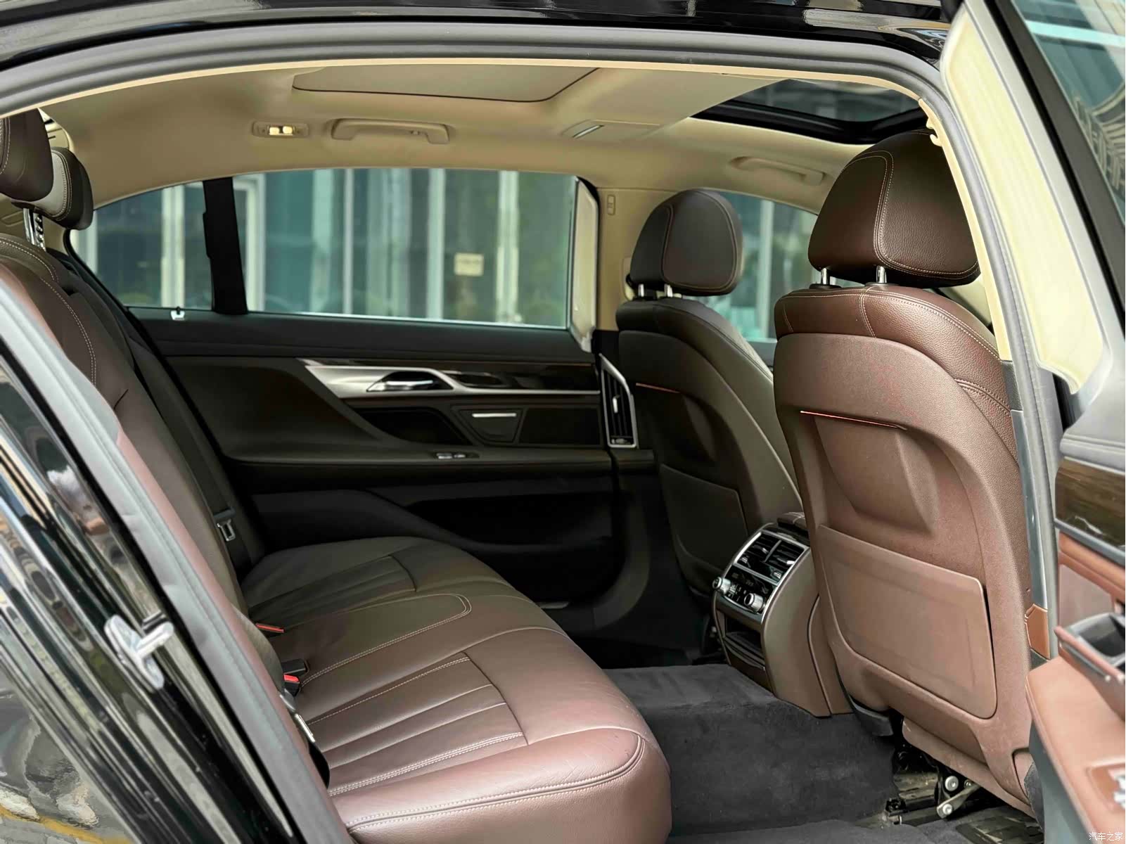 BMW 7 Series, 2017 9