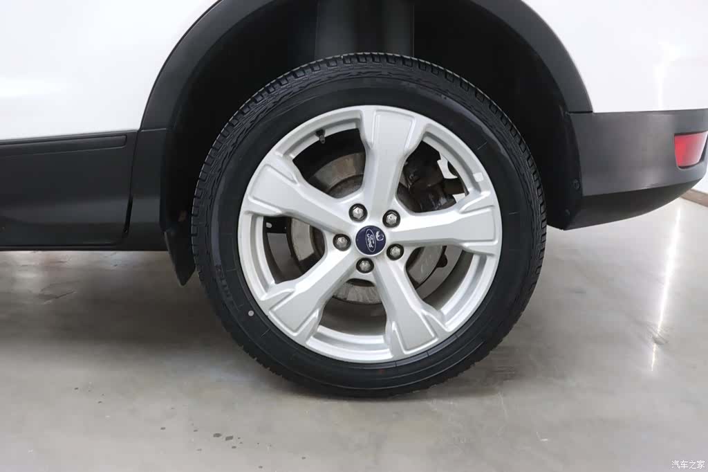 Ford Kuga, 2017 35