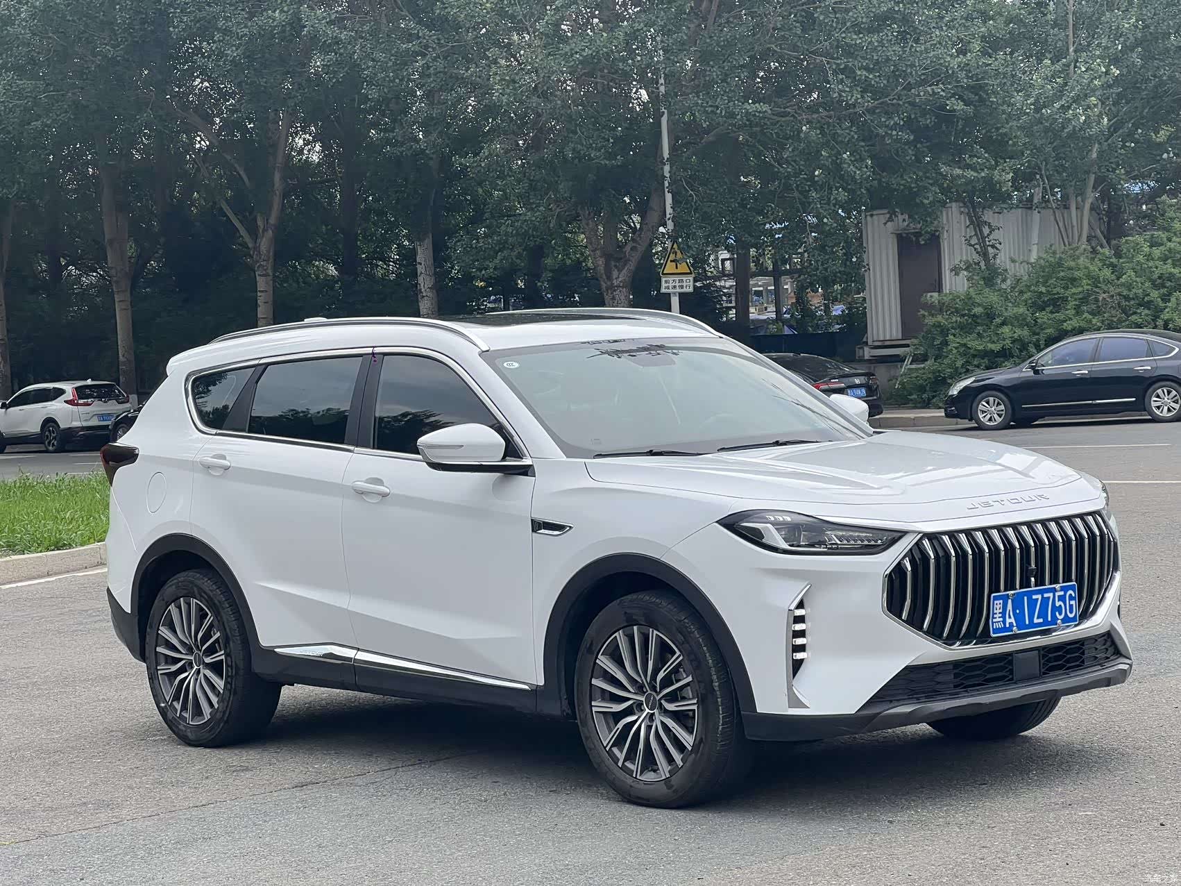 Jetour X70, 2023 2