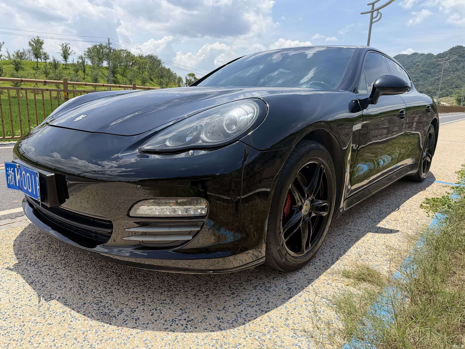Porsche Panamera, 2011 3