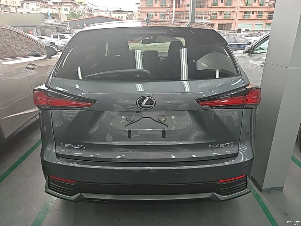 Lexus NX, 2019 6
