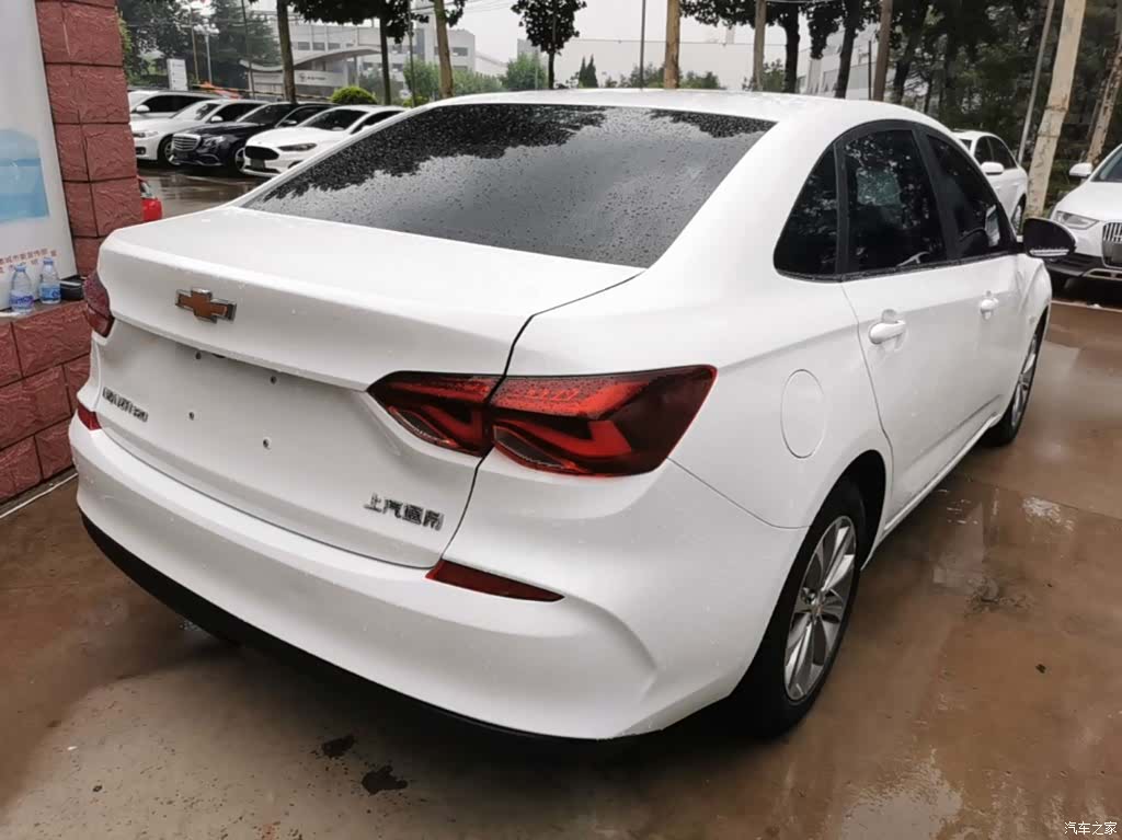 Chevrolet 320, 2022 7
