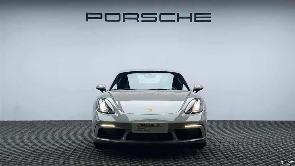 Porsche Cayman, 2024 2