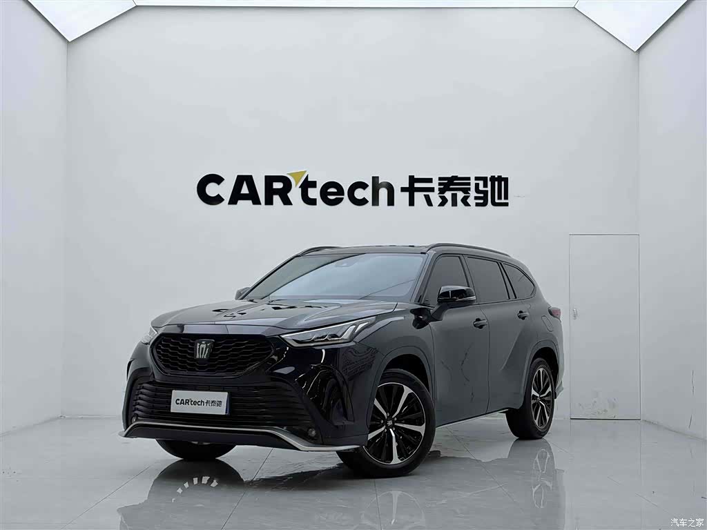 Toyota Crown, 2023 1