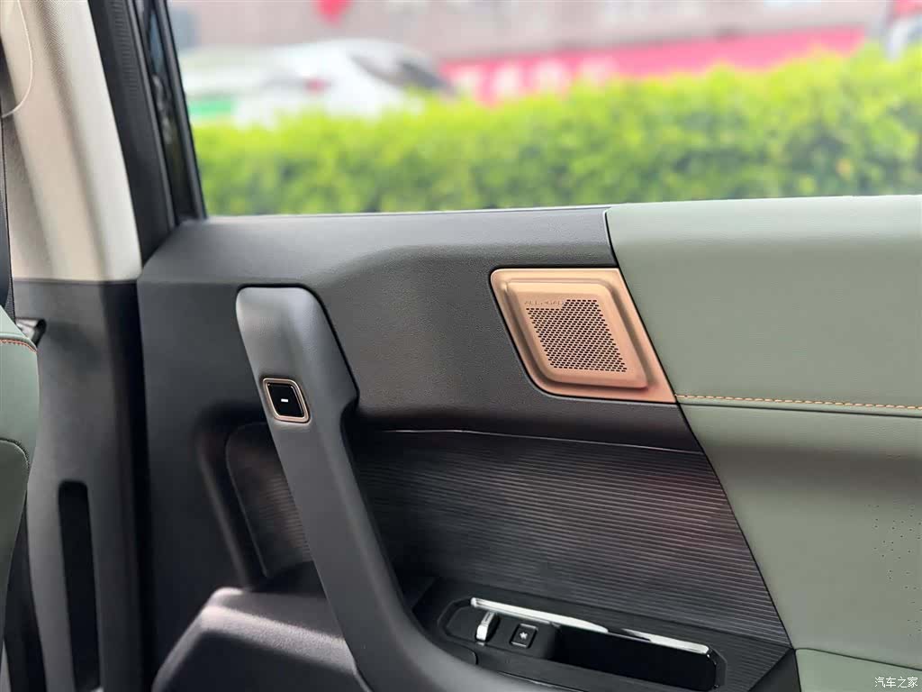 Chery iCAR, 2025 10