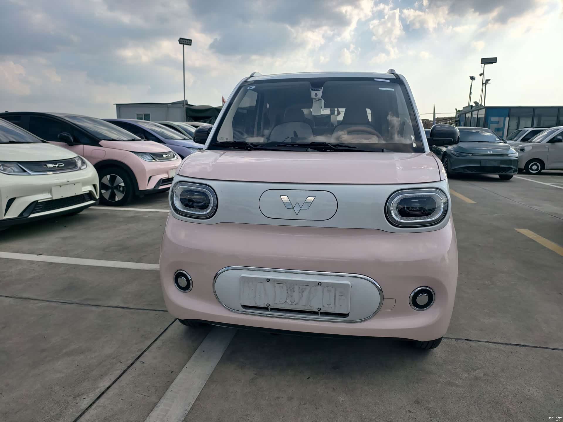 Wuling MINIEV, 2024 2