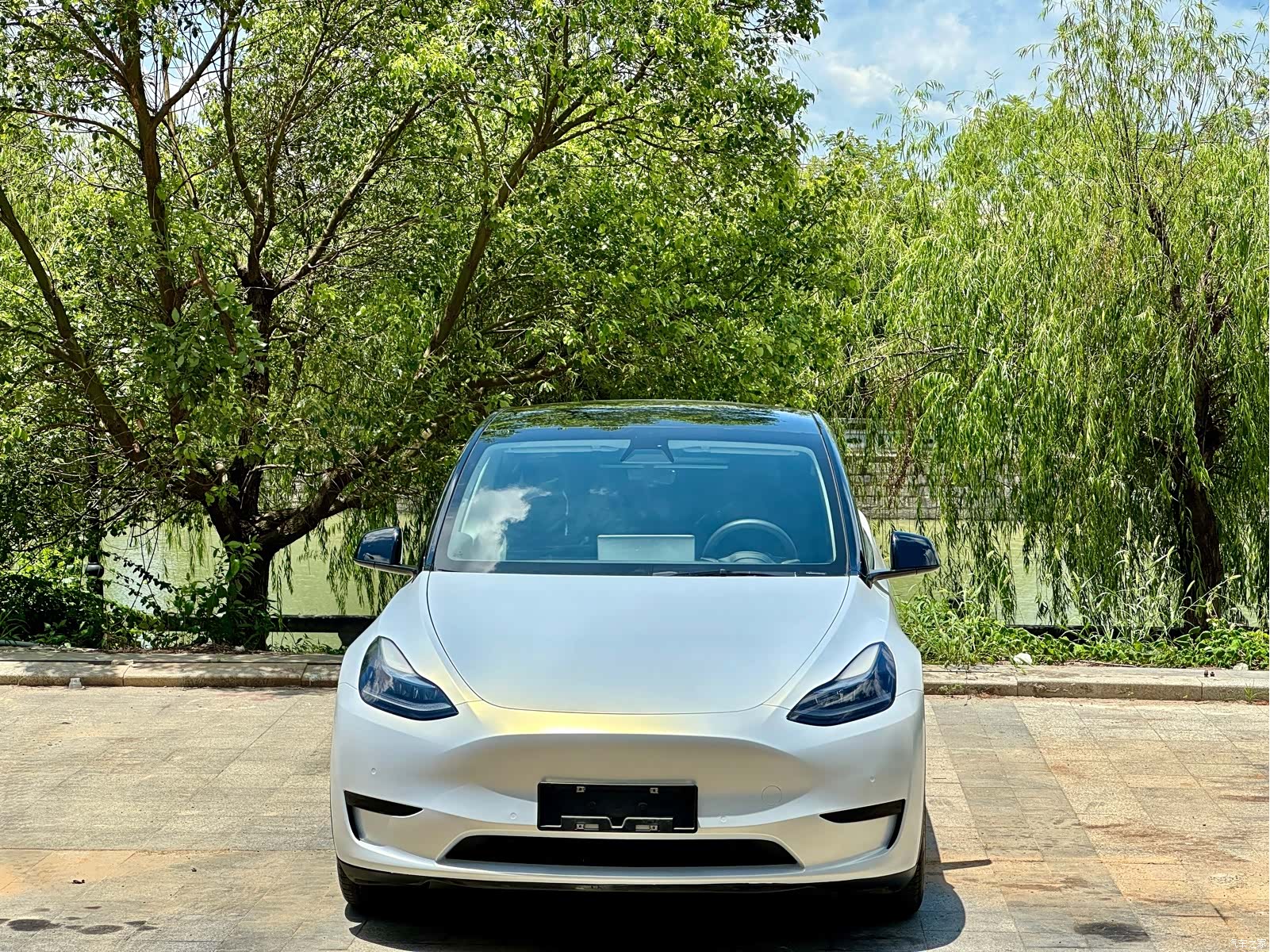 Tesla Model Y, 2022 2