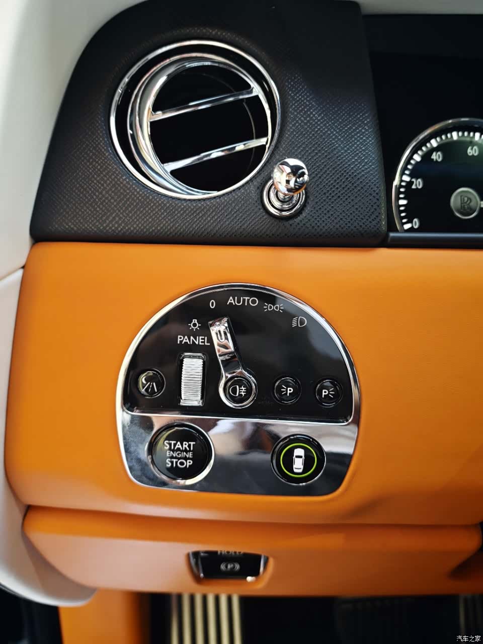 Rolls-Royce Cullinan, 2021 17