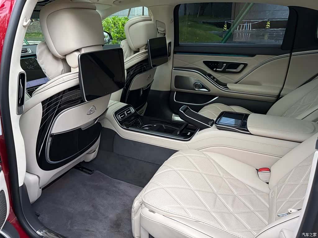 Maybach S-Class, 2021 7