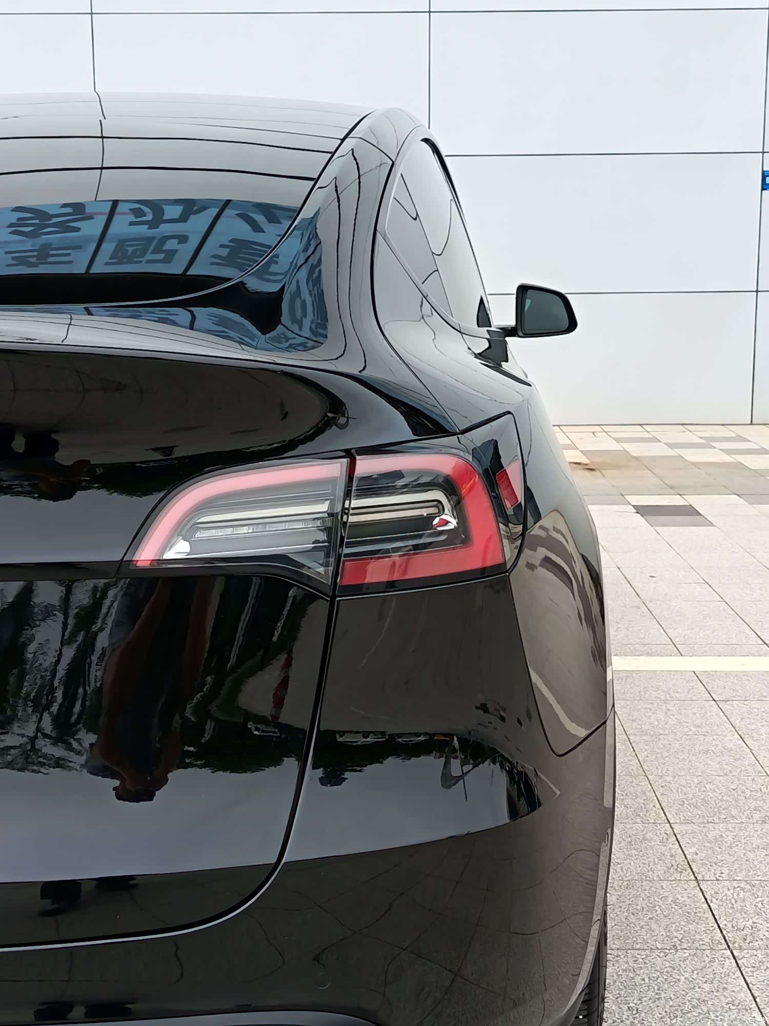 Tesla Model Y, 2024 19