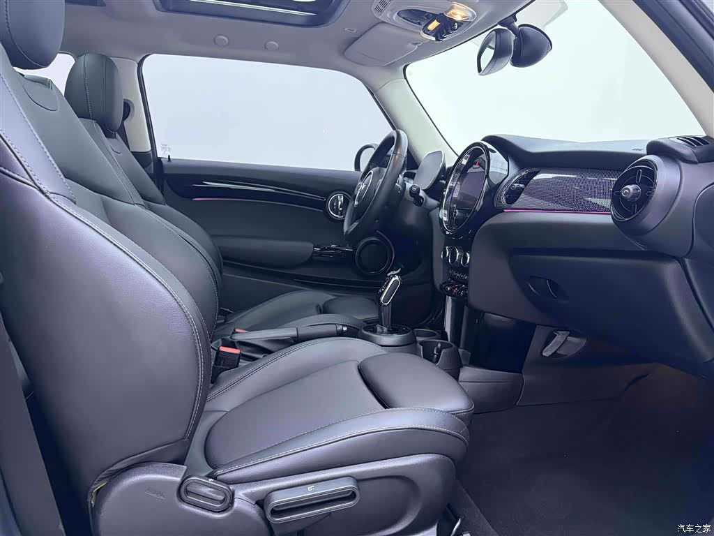 Mini Cooper, 2022 19