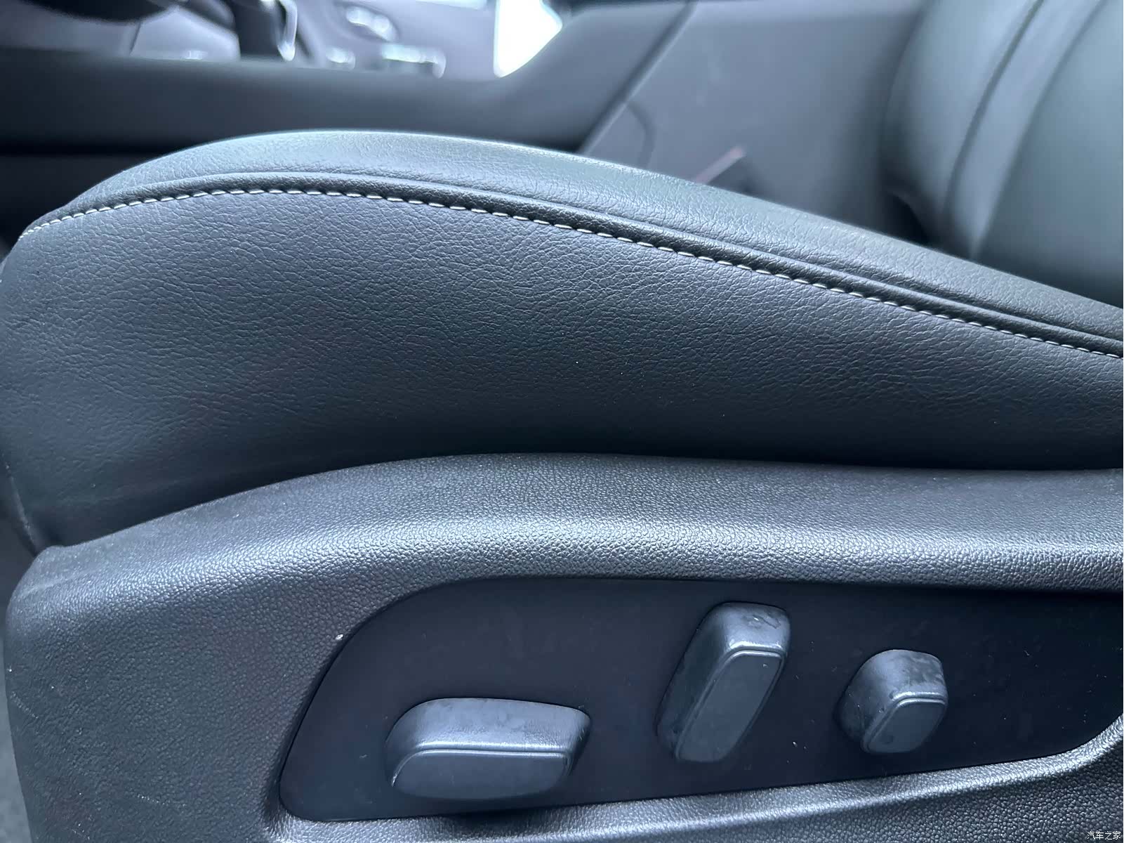 Cadillac XT4, 2021 16