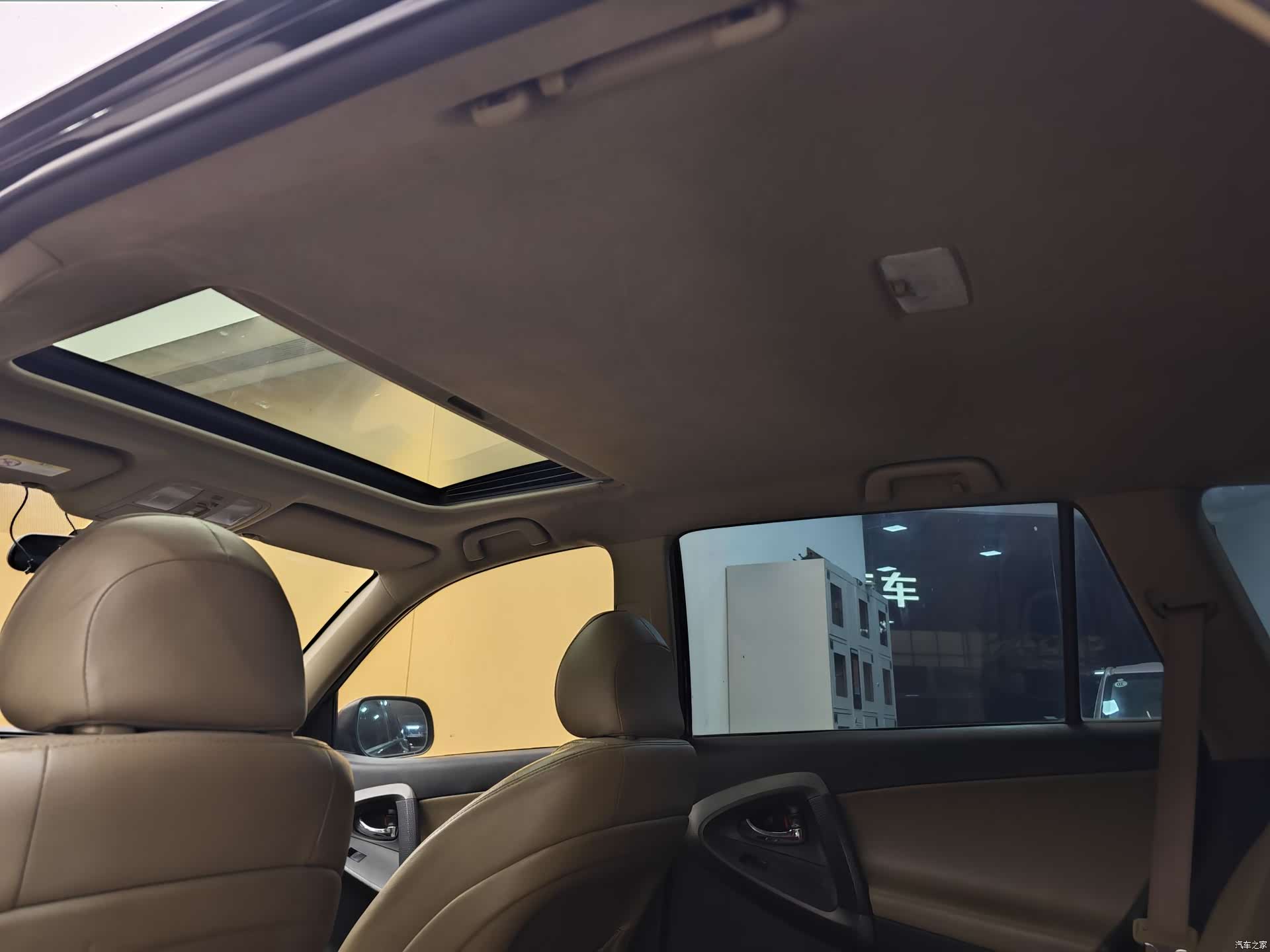 Toyota RAV4, 2012 25