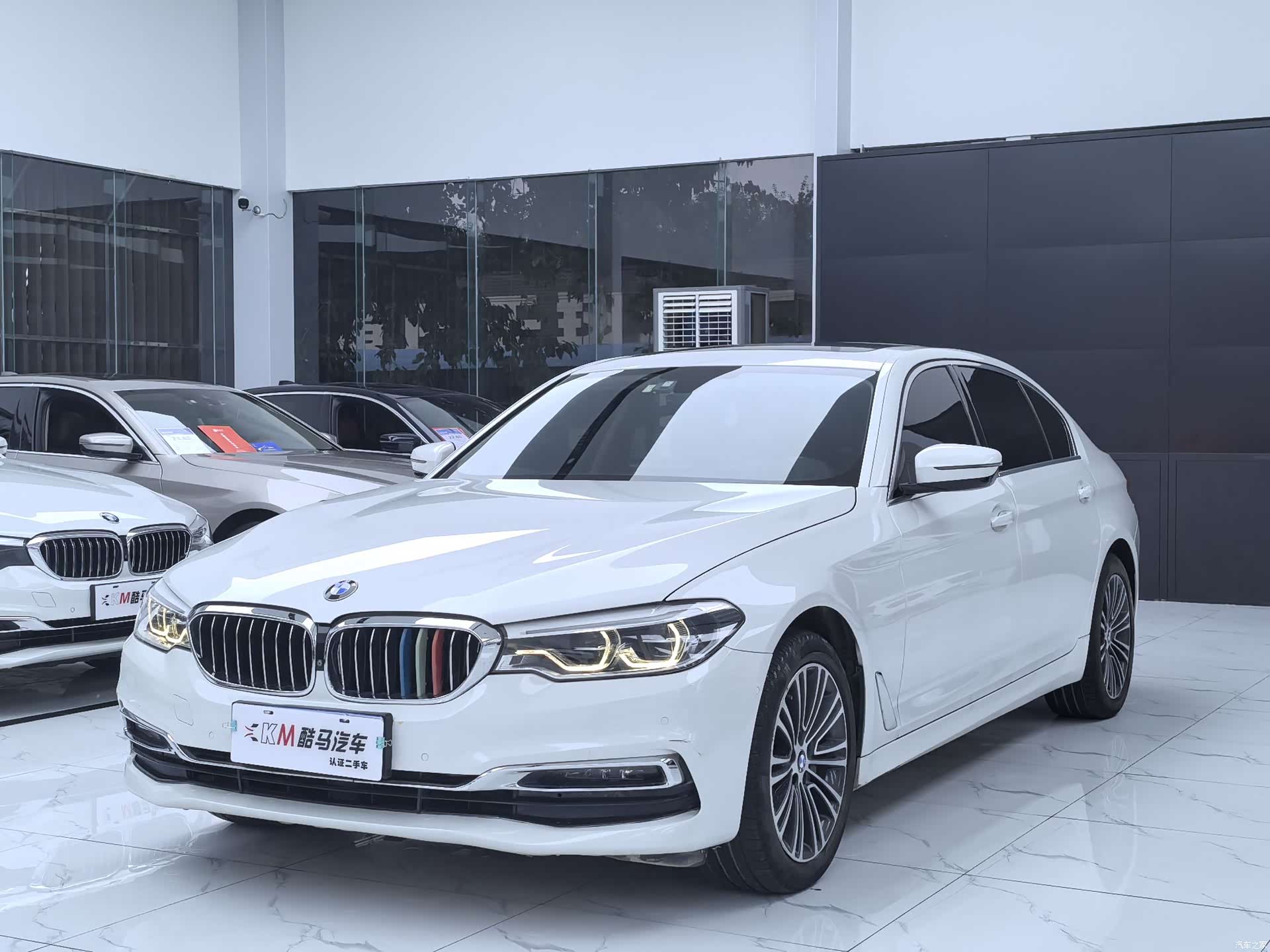 BMW 5 Series, 2019 1