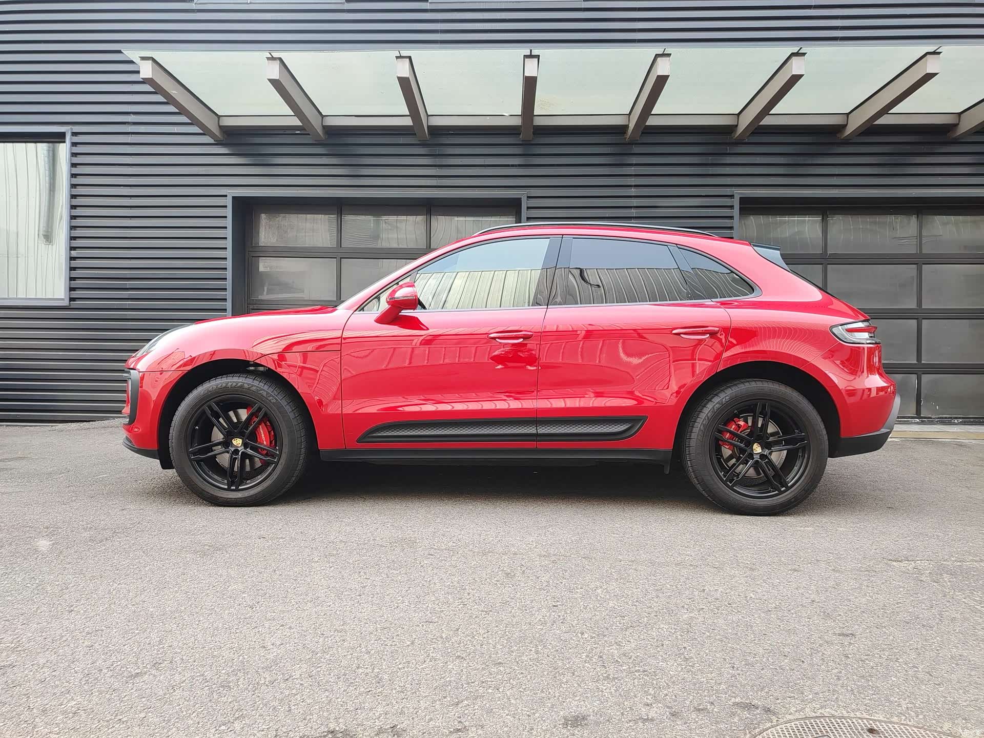 Porsche Macan, 2024 все фото