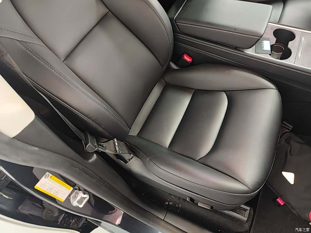 Tesla Model Y, 2024 25