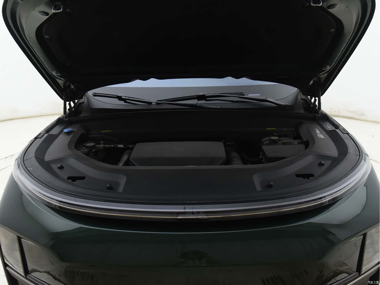 Li Auto L9, 2023 15