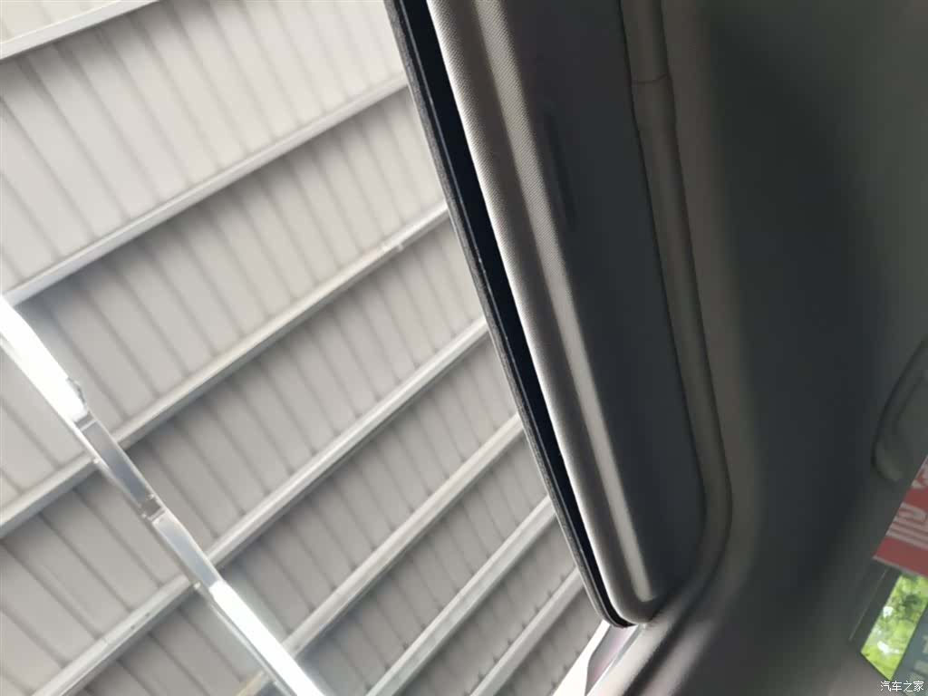 Mitsubishi Outlander, 2018 14
