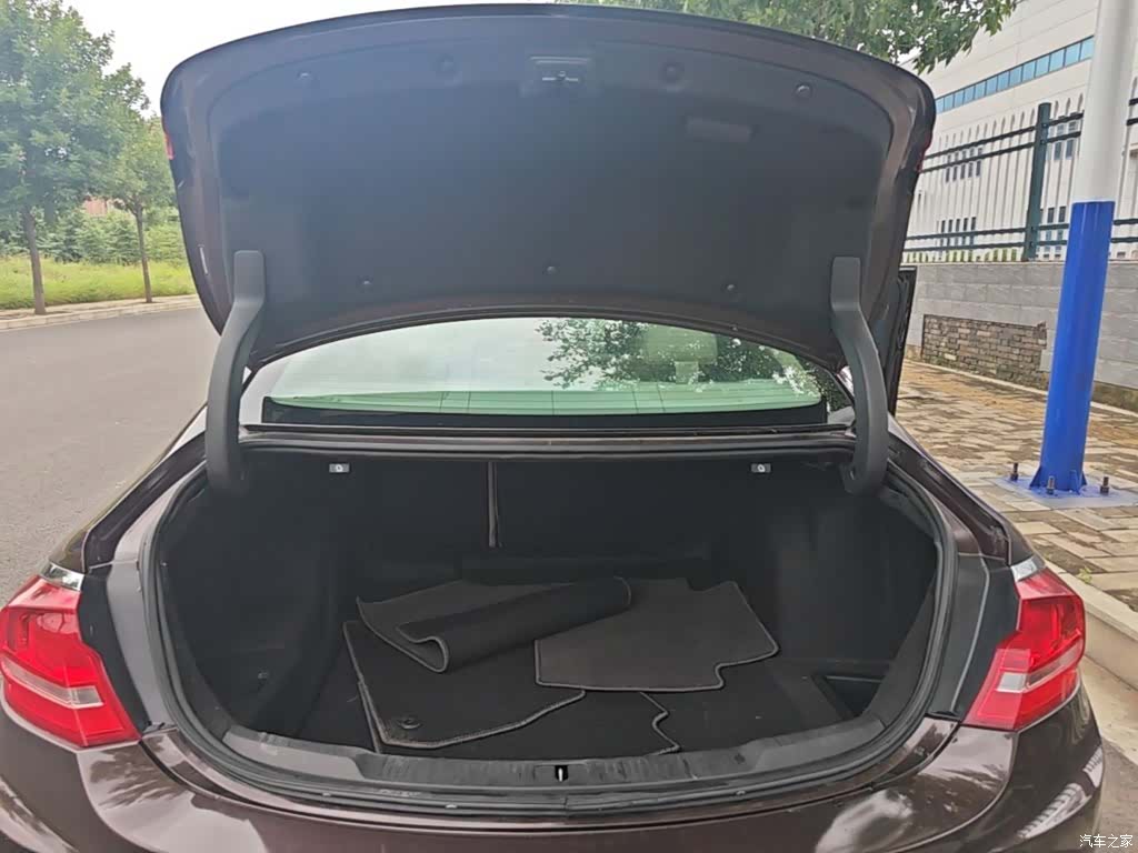 Buick LaCrosse, 2017 19