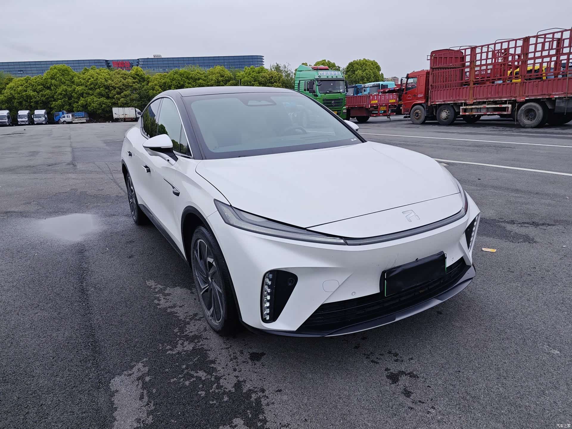 Rising Auto R7, 2023 3