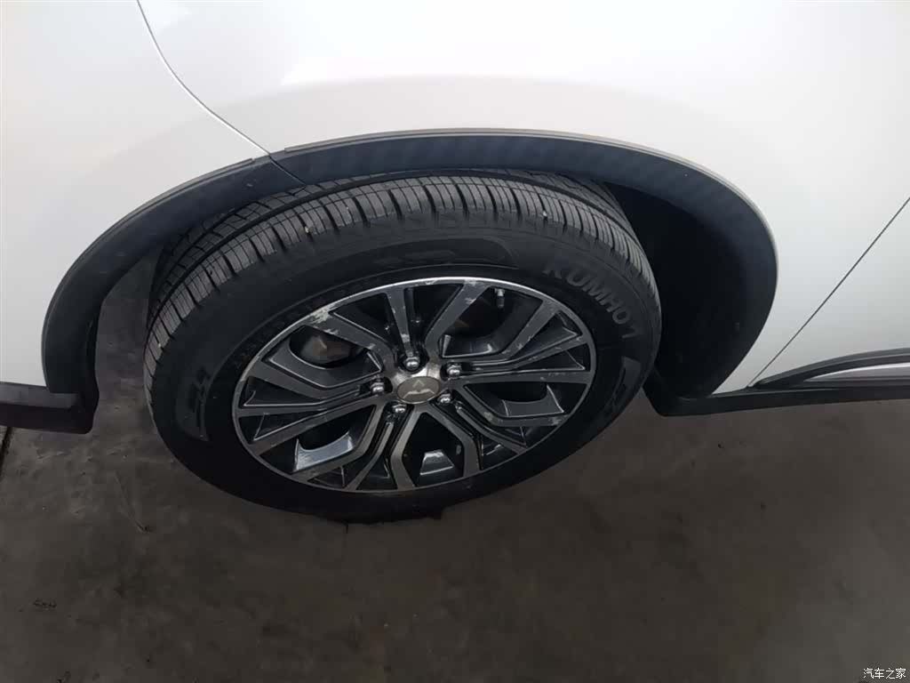 Mitsubishi Outlander, 2018 25