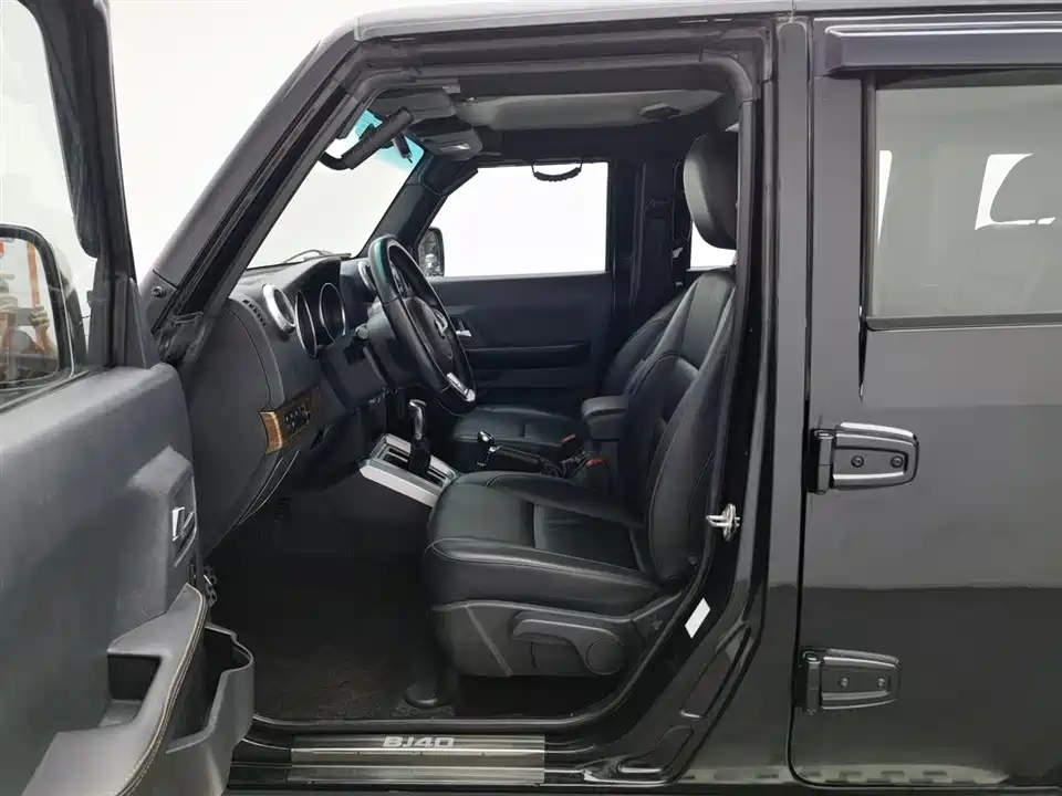 Beijing BJ40