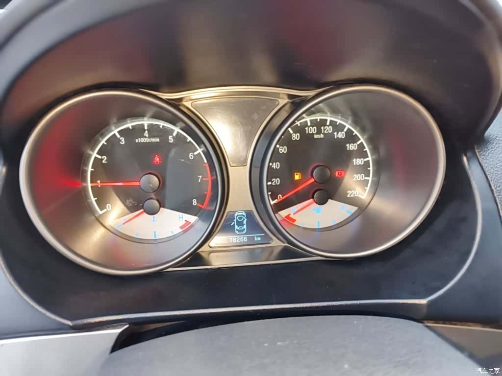 Geely GX7, 2014 12