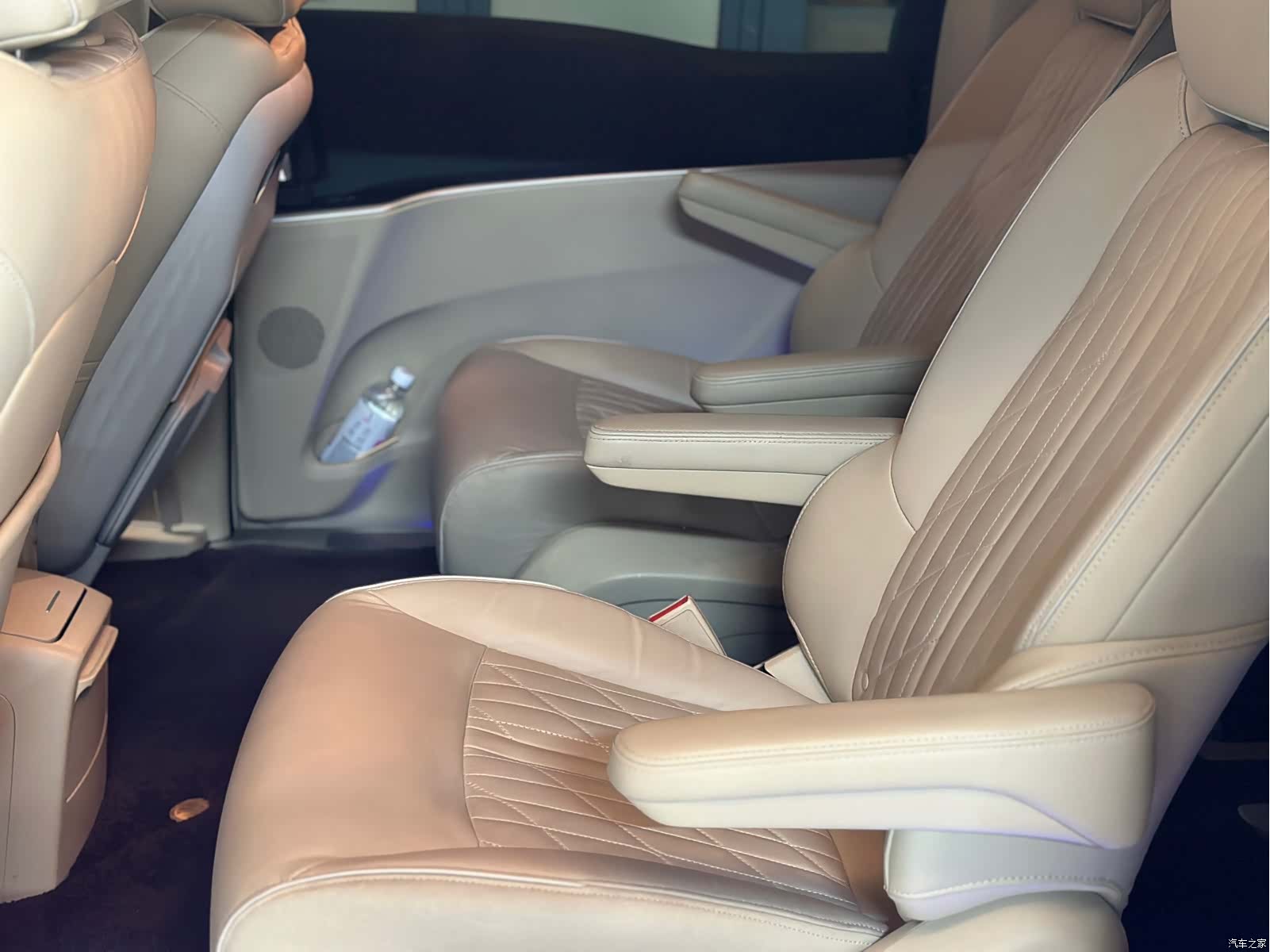 Buick GL8, 2023 8