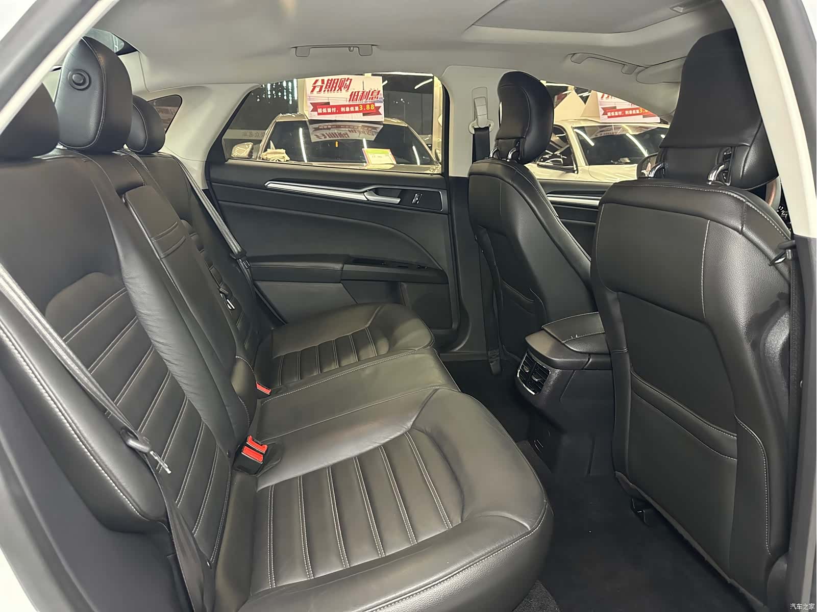 Ford Mondeo, 2016 11