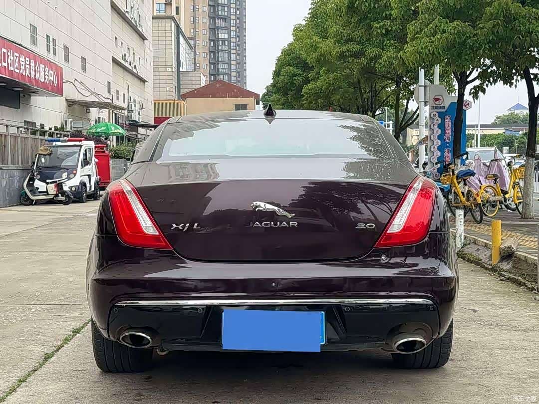 Land Rover XFL, 2018 15