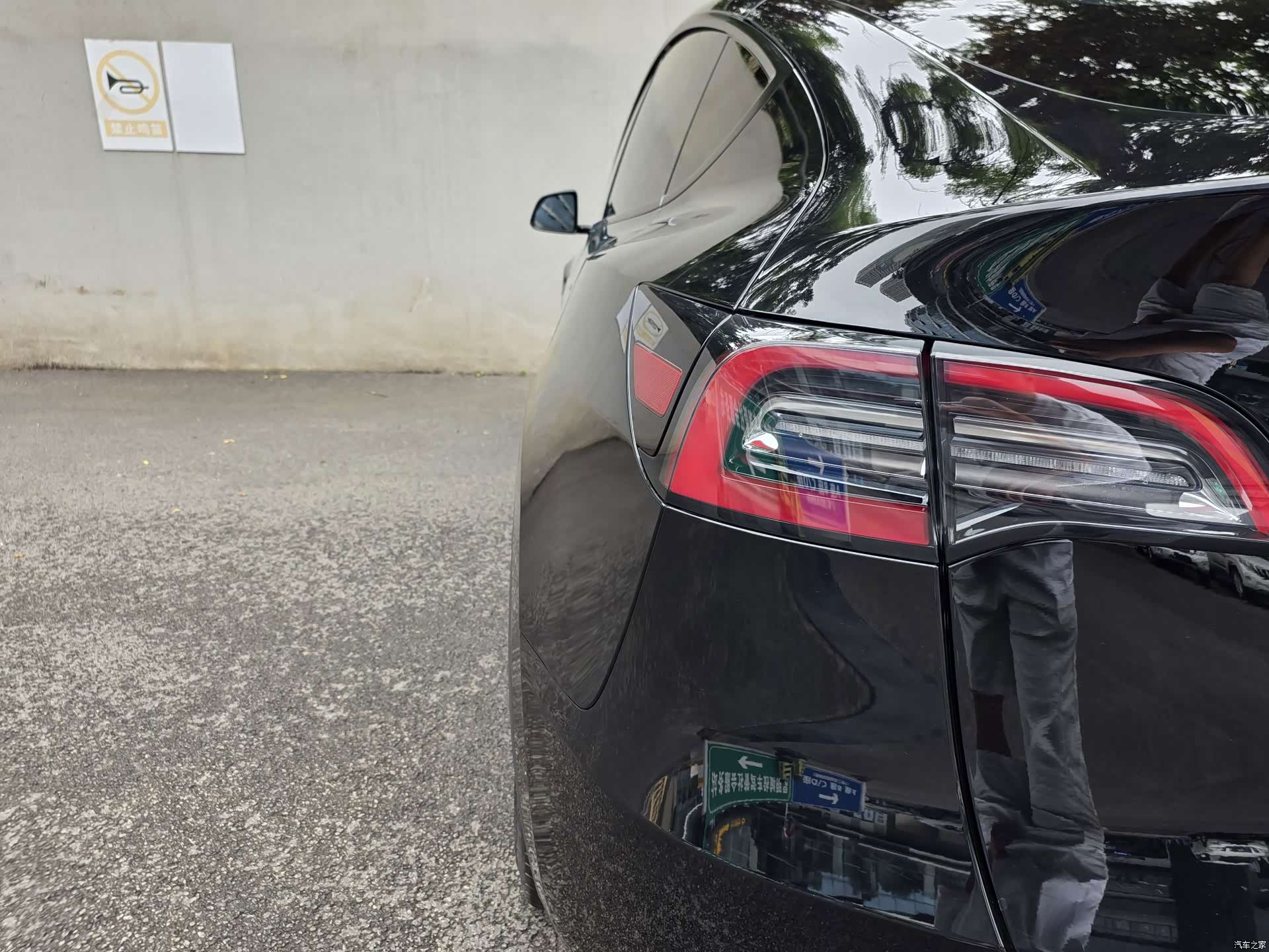 Tesla Model Y, 2021 33