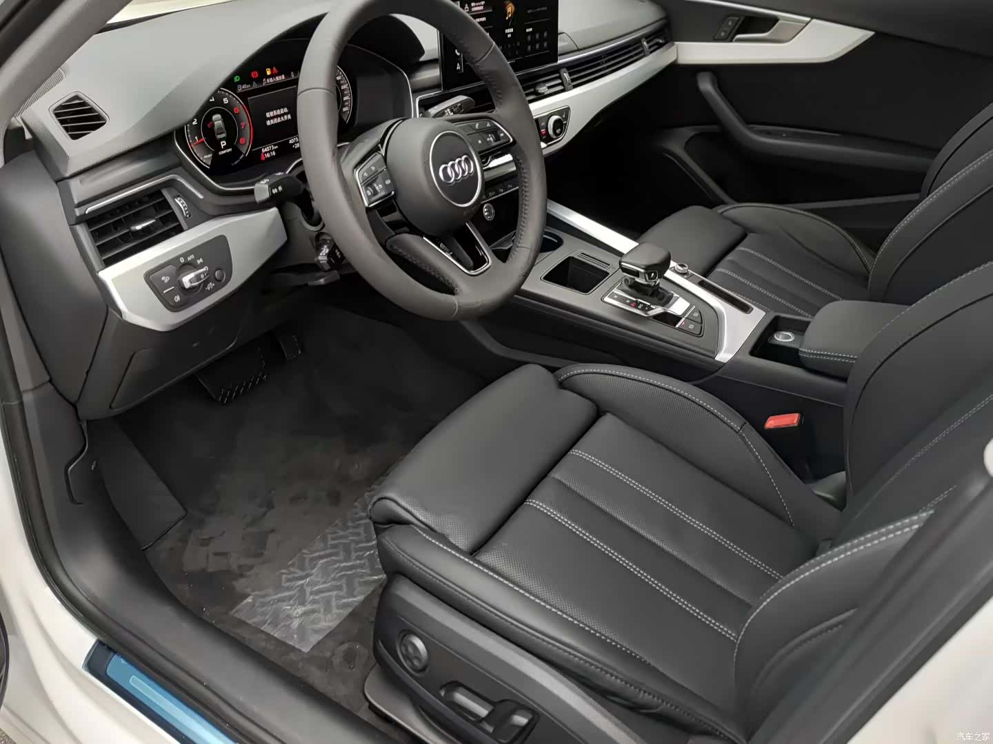 Audi A4L, 2021 3