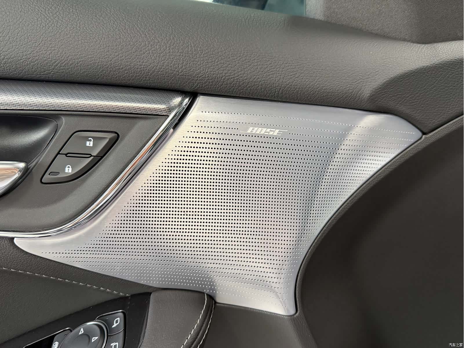 Cadillac CT5, 2023 13
